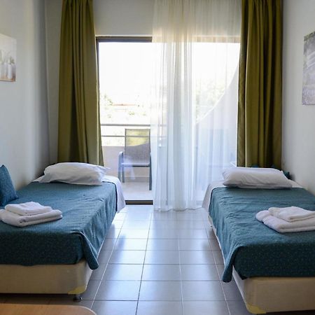 Ivory Hotel Theológos Exteriér fotografie