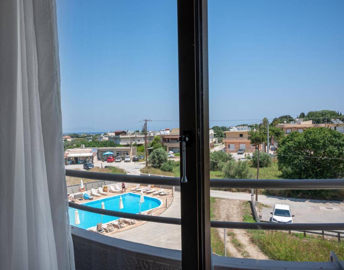 Ivory Hotel Theológos Exteriér fotografie