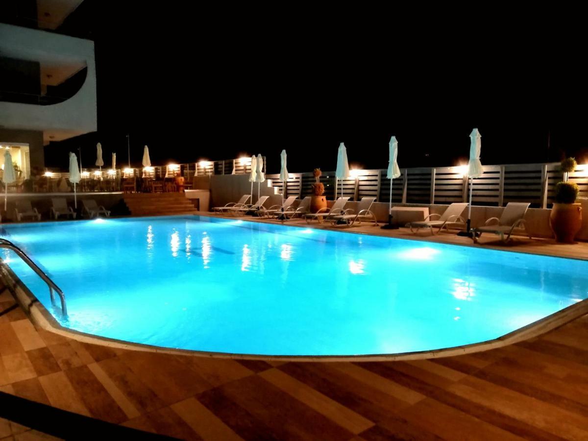 Ivory Hotel Theológos Exteriér fotografie
