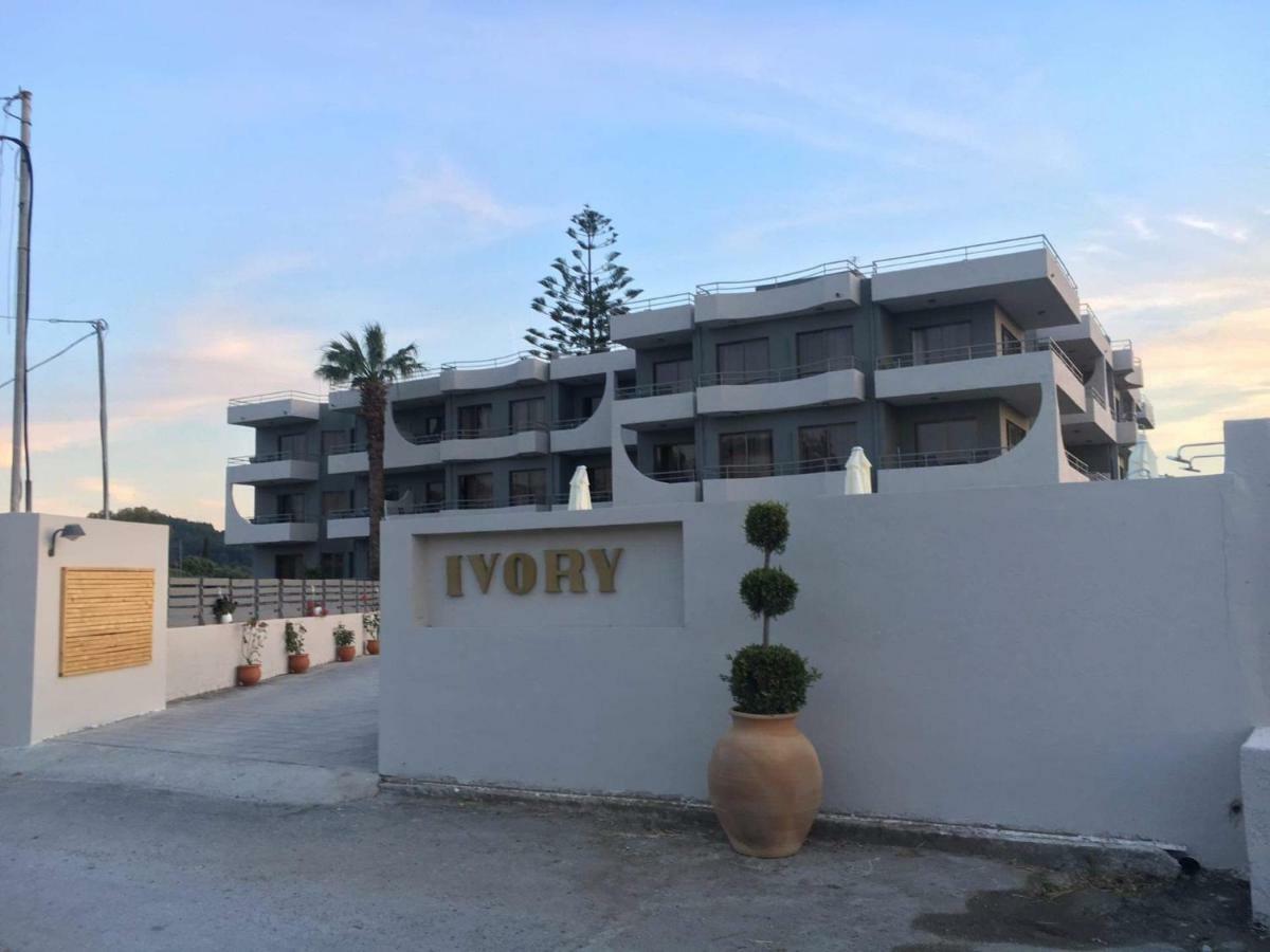 Ivory Hotel Theológos Exteriér fotografie